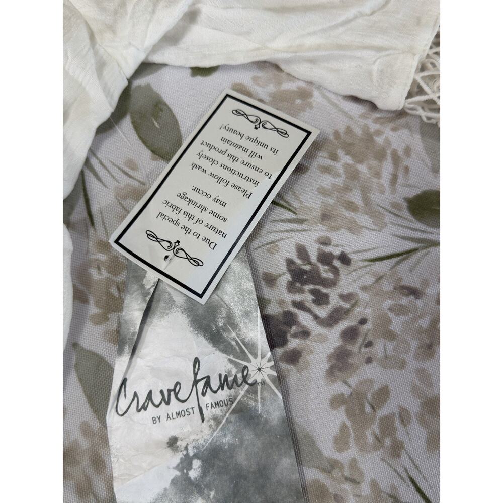 Crave Fame by Almost Famous Cream Lace Kimono Jacket Bell Sleeve Size L NWT - Picture 4 of 11